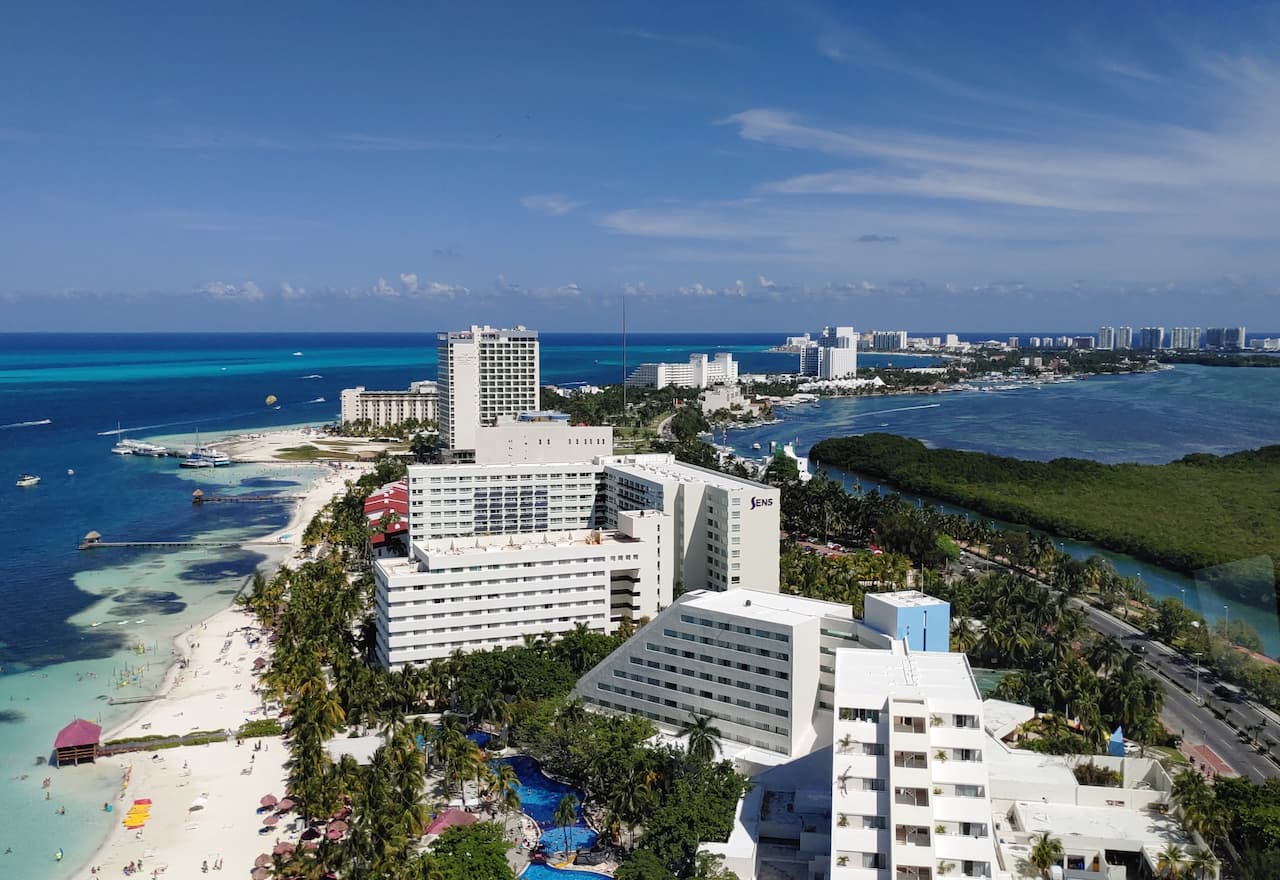 Thumbnail-Para-Vista-Aerea-Cancun-Por-Rentas y Turismo